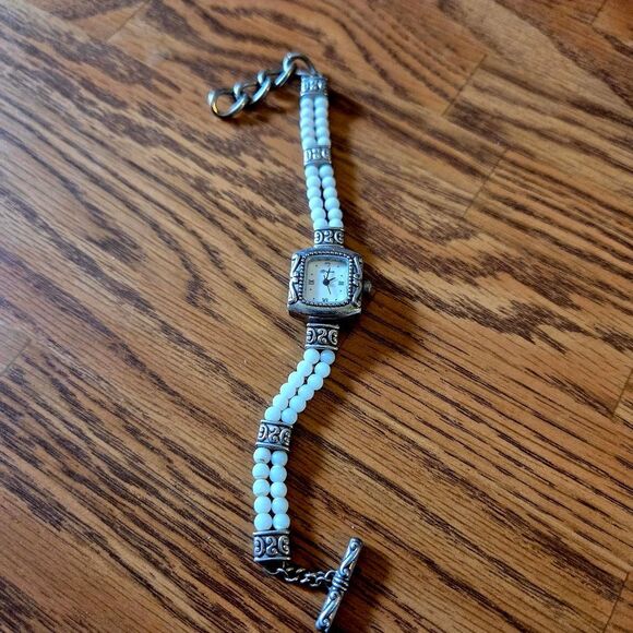 BRIGHTON "Lady Jane Emporia" Vintage Silver And Pearl Watch CITY WEDDING STYLE - Picture 4 of 12